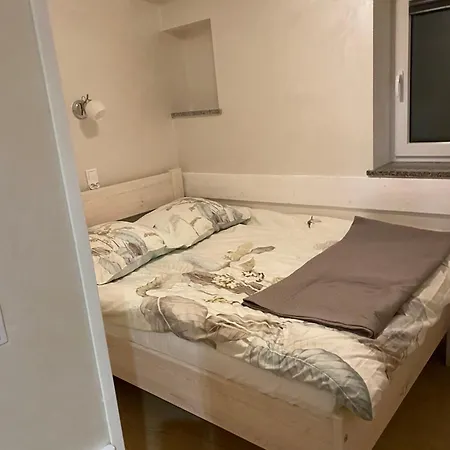 Od Rzeki Nr 8 Apartment